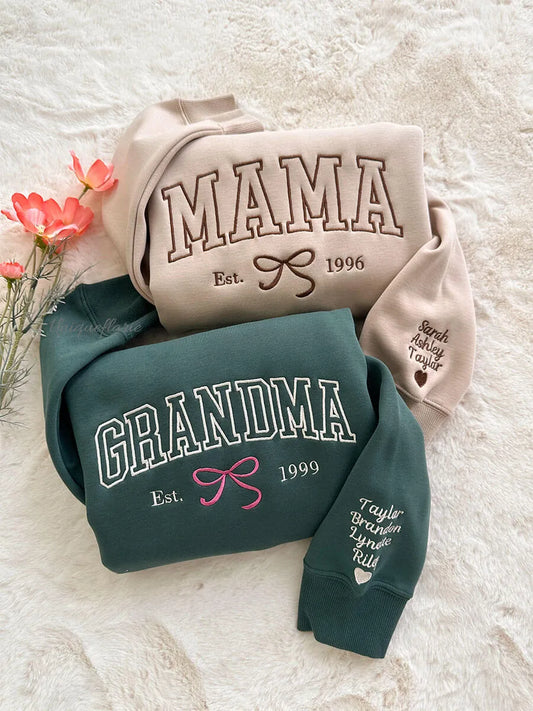 Personalized MAMA Embroidered Bow Sweatshirt with Names on Sleeve