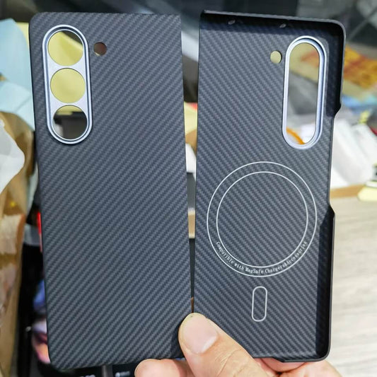 Real Carbon Fiber Z Fold 5 Magsafe Case - Luxandluxy