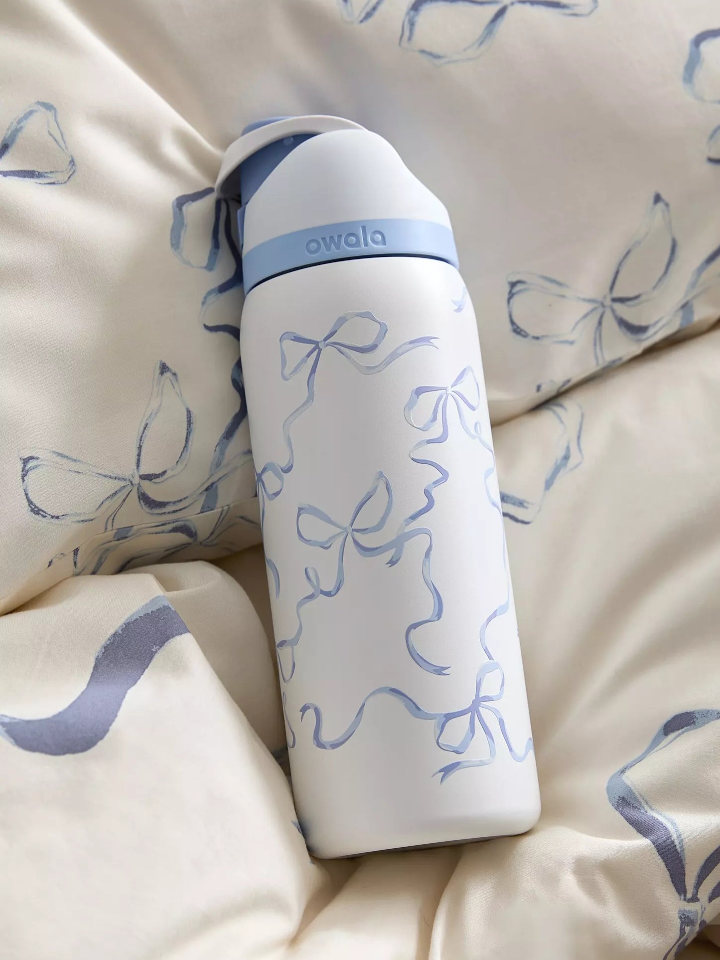 Freesip Bow Print Water Bottle