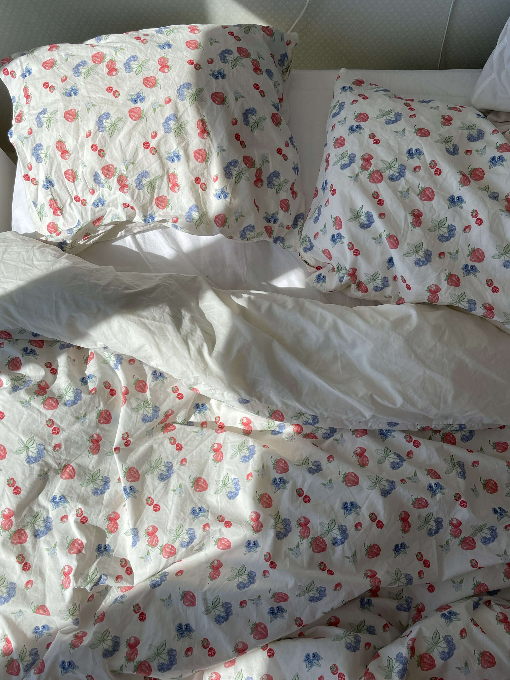 Blueberry Strawberry Duvet Cover Set