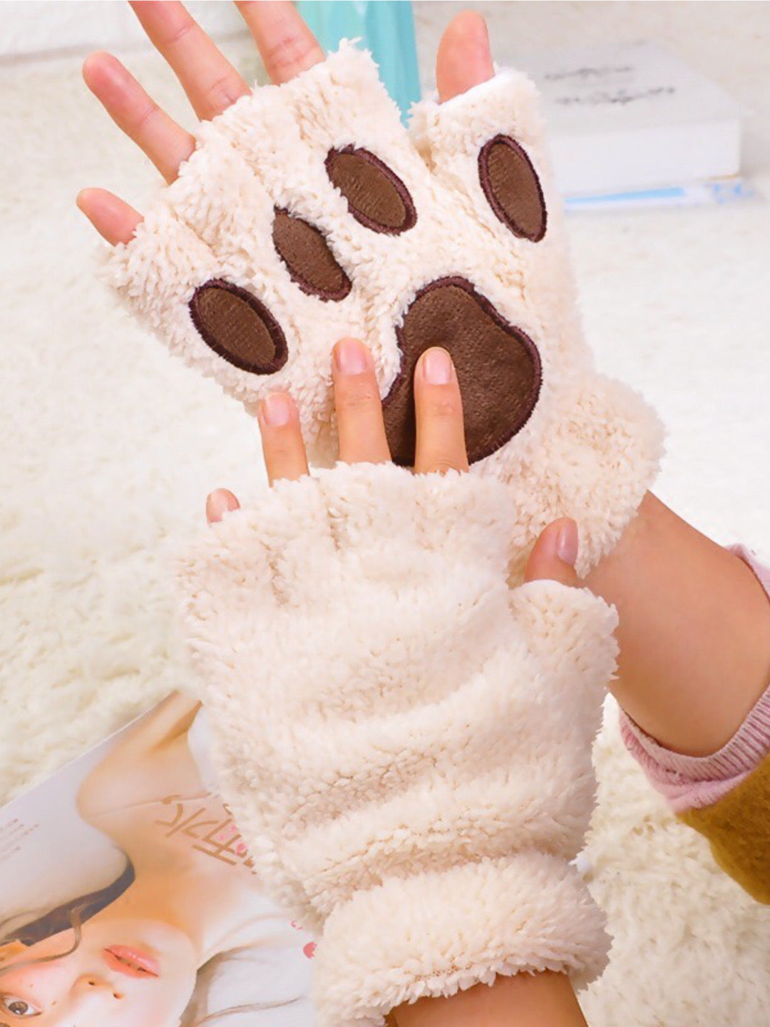 Fluffy Cat Paw Fingerless Gloves