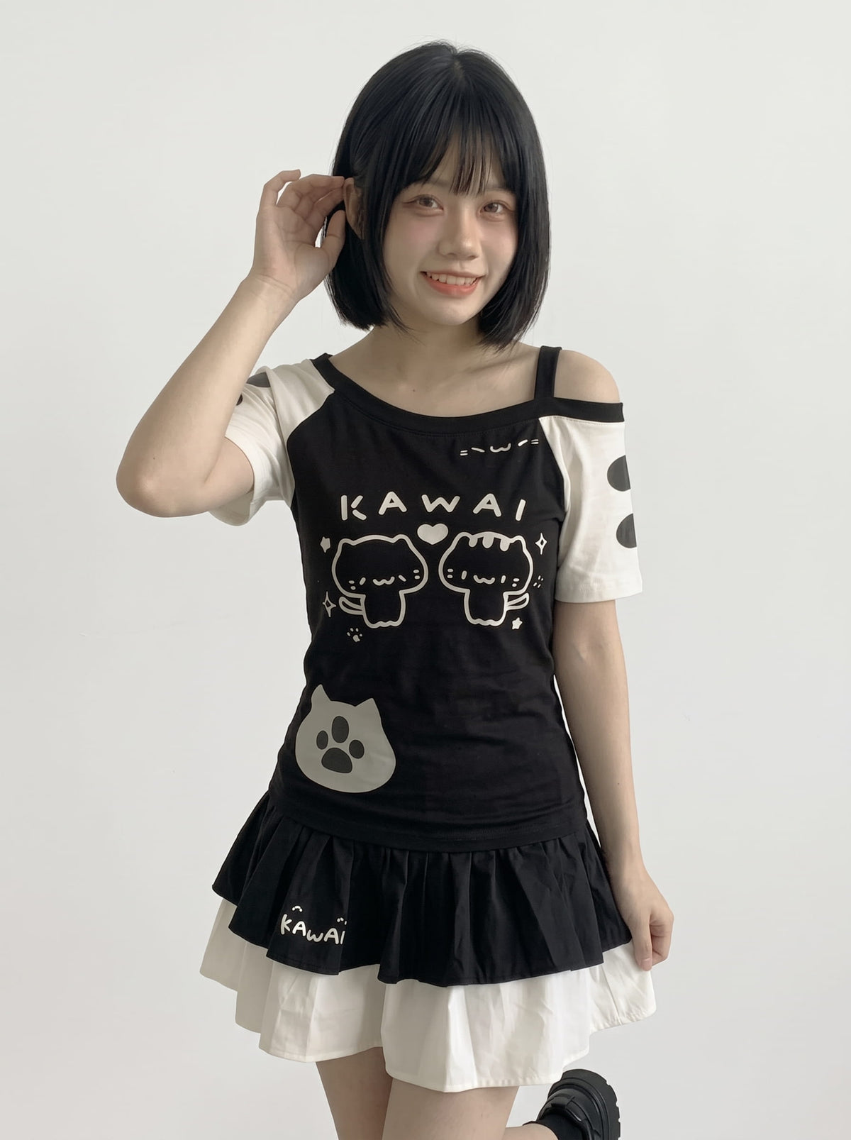 “Kawai” Twin Cats Skirt Set