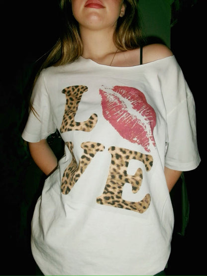 Love Lips Leopard Off-shoulder Tee