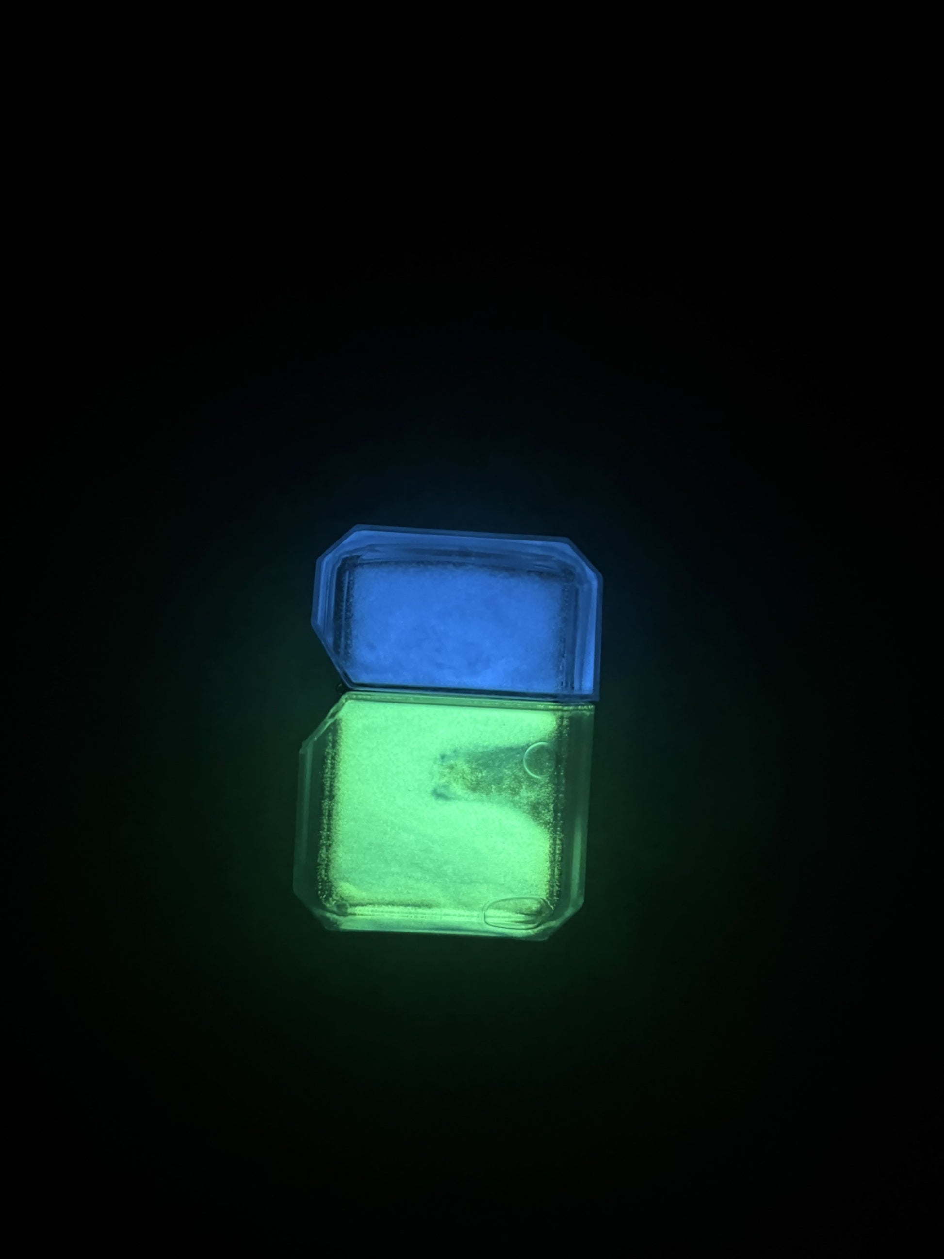 Luminous Quicksand Lighter
