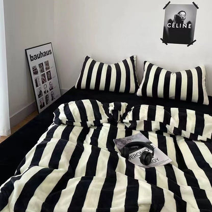 Minimalist Striped Bedding Set