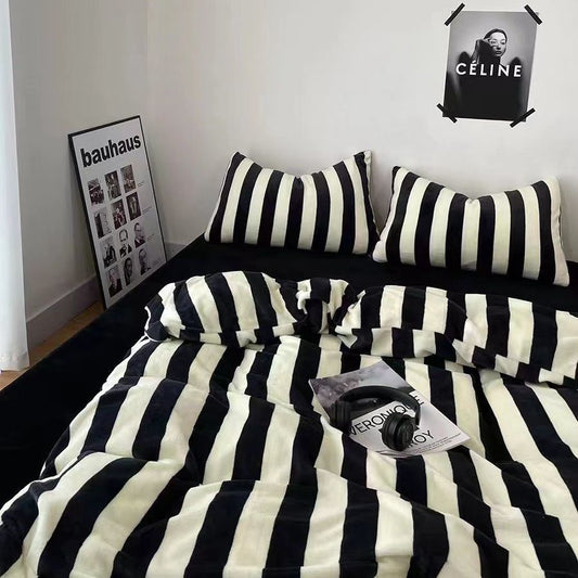 Minimalist Striped Bedding Set