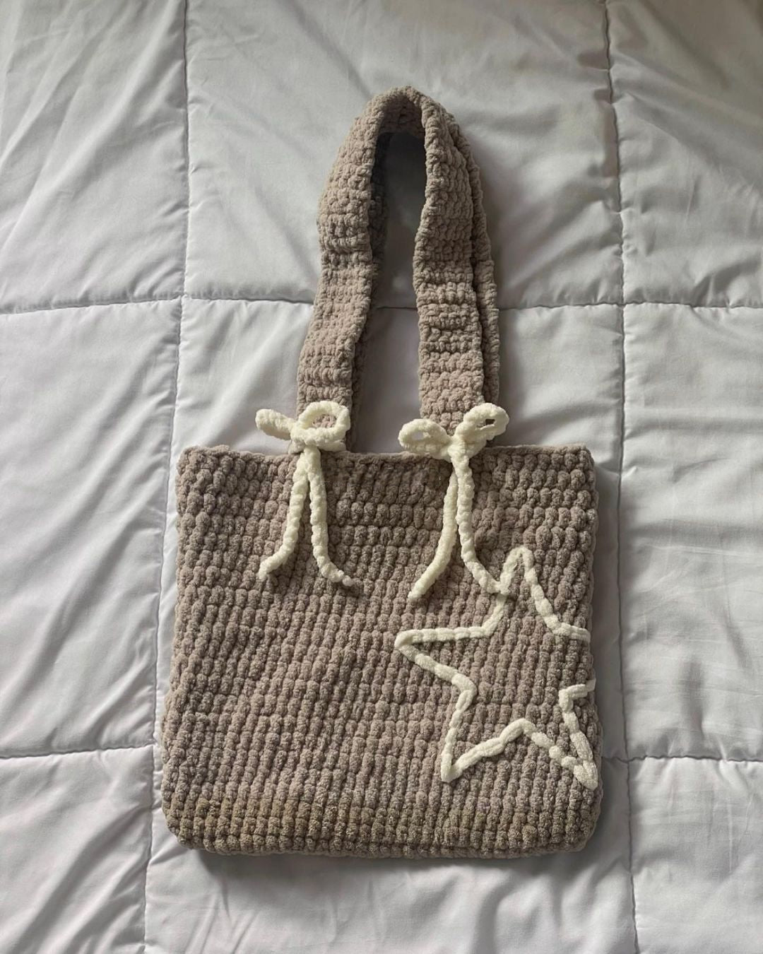 Chunky Star Bow Crochet Bag