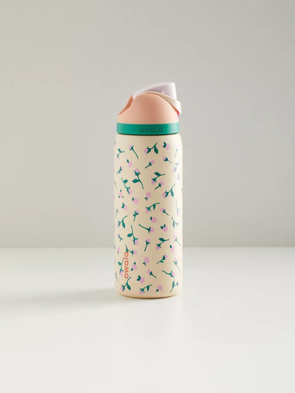 Tea Time Rosebud Freesip Water Bottle