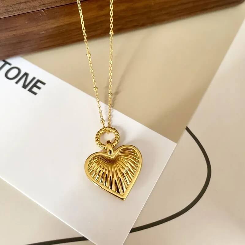 Barbie Gold Heart Necklace-Luxandluxy