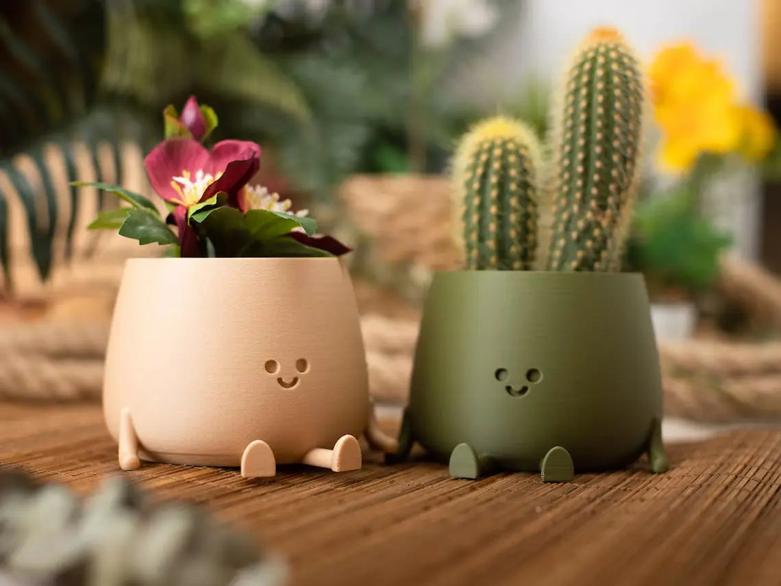 Happy Face Sitting Planter-Luxandluxy