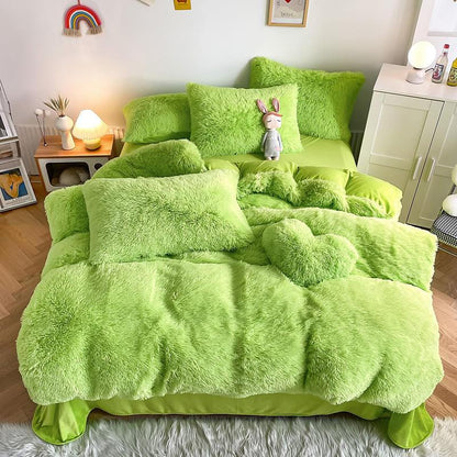 Hug & Snug Fluffy Bedding Set