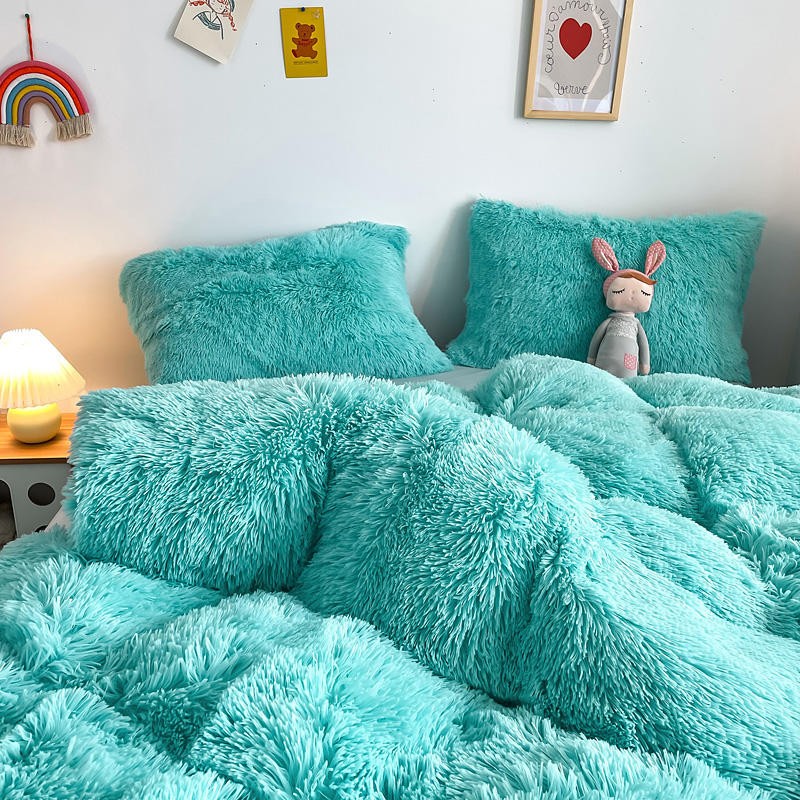 Hug & Snug Fluffy Bedding Set