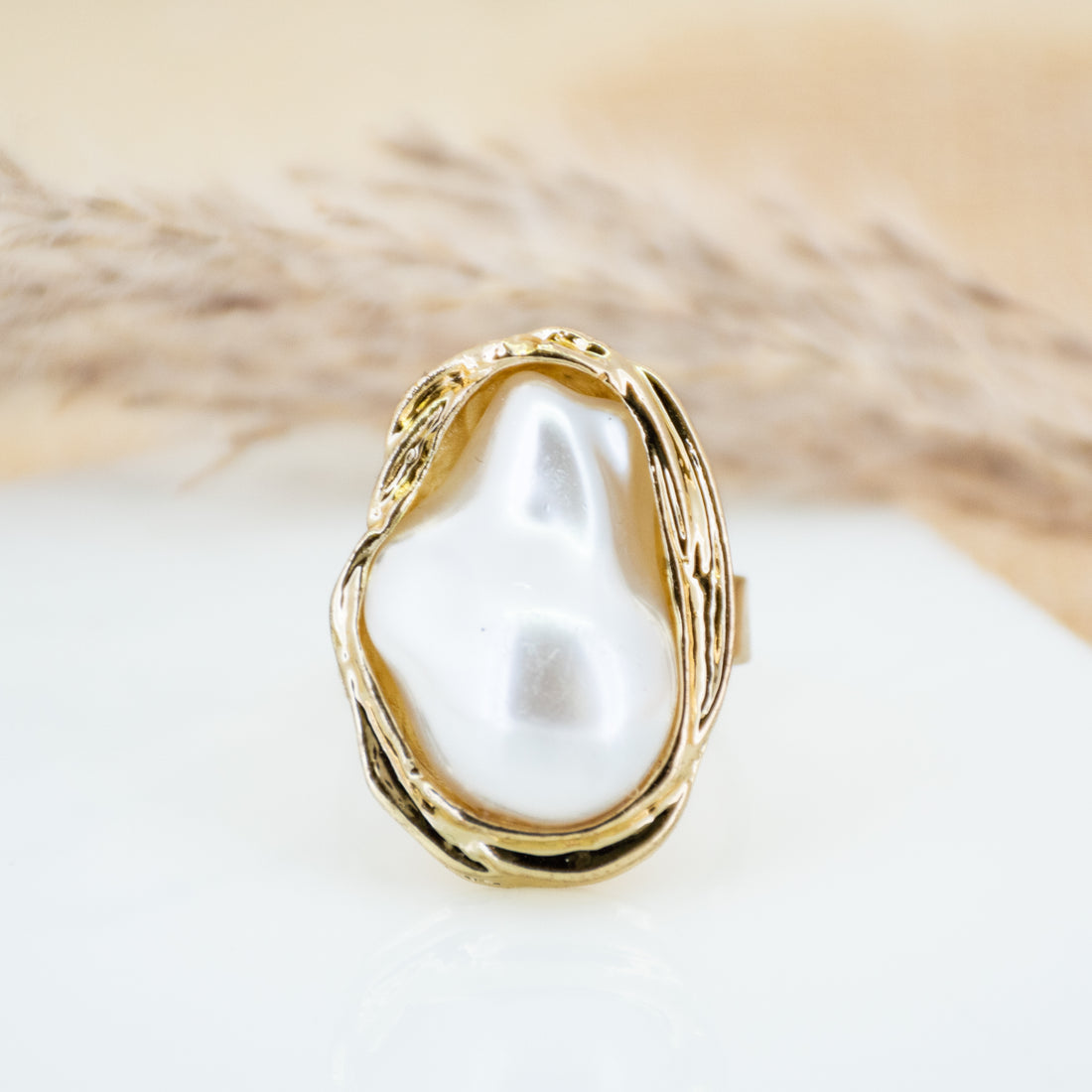 Irregular Pearl Shaped Ring-Luxandluxy