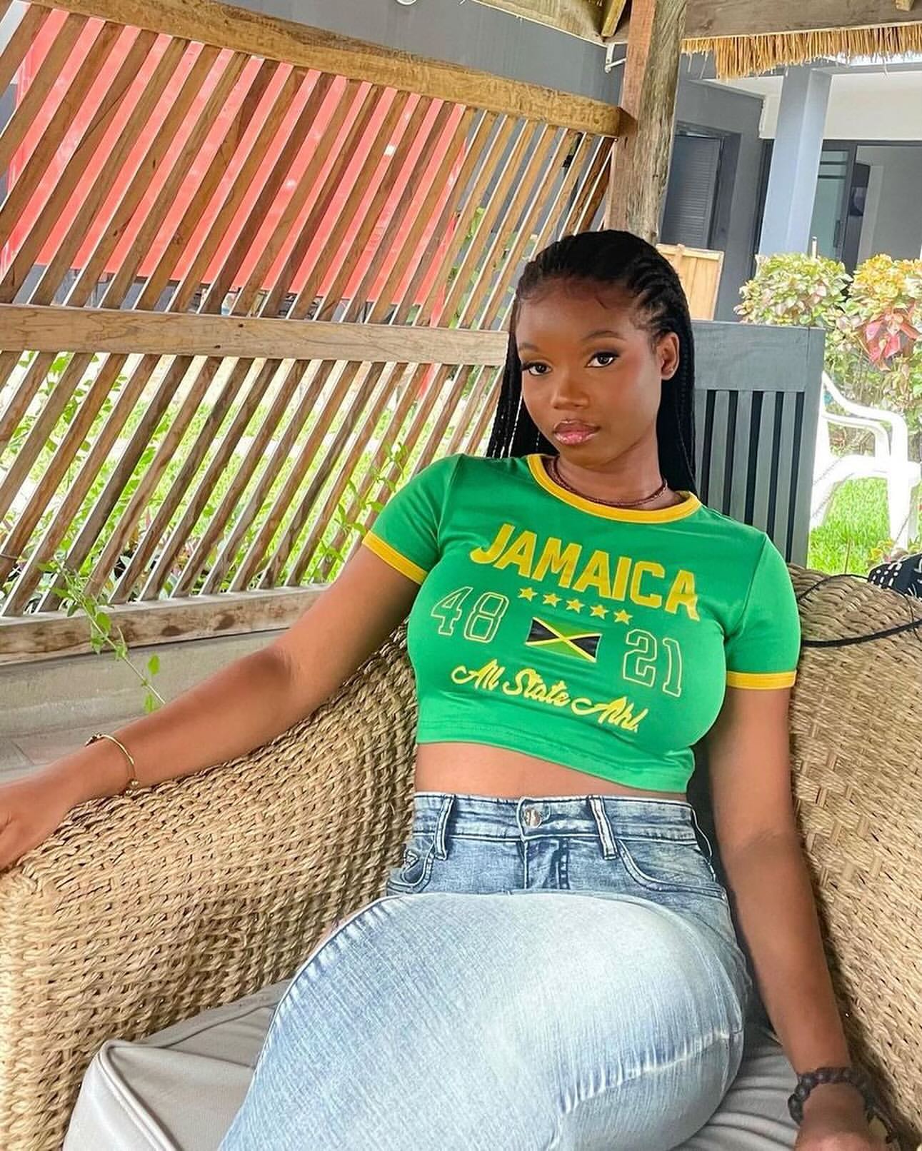 'Jamaica' '48' '21' Crew Neck Crop Top-Luxandluxy