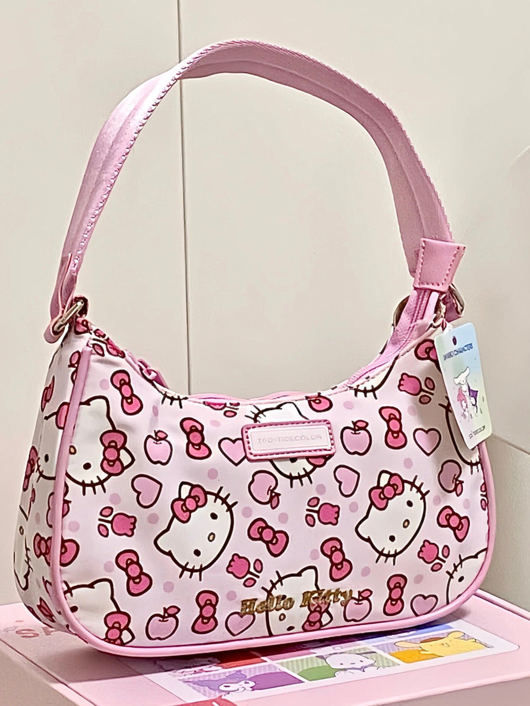 Pink Hello Kitty Shoulder Bag-Luxandluxy