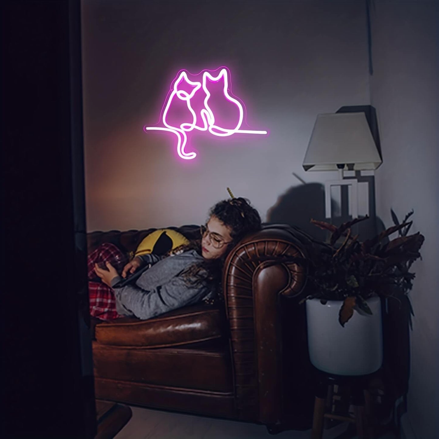 Pink Neon Cat Shaped Lights-Luxandluxy