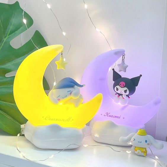 Sanrio Crescent Moon Lamp-Luxandluxy