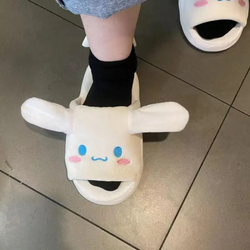 Sanrio Moving Ear Slippers-Luxandluxy