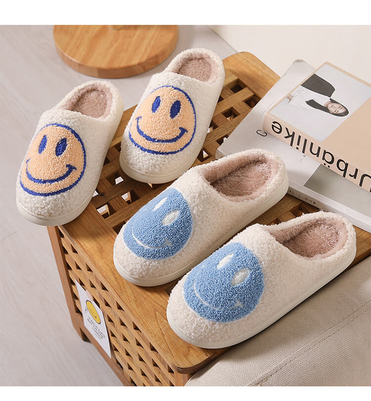 Smiley Face Slippers-Luxandluxy