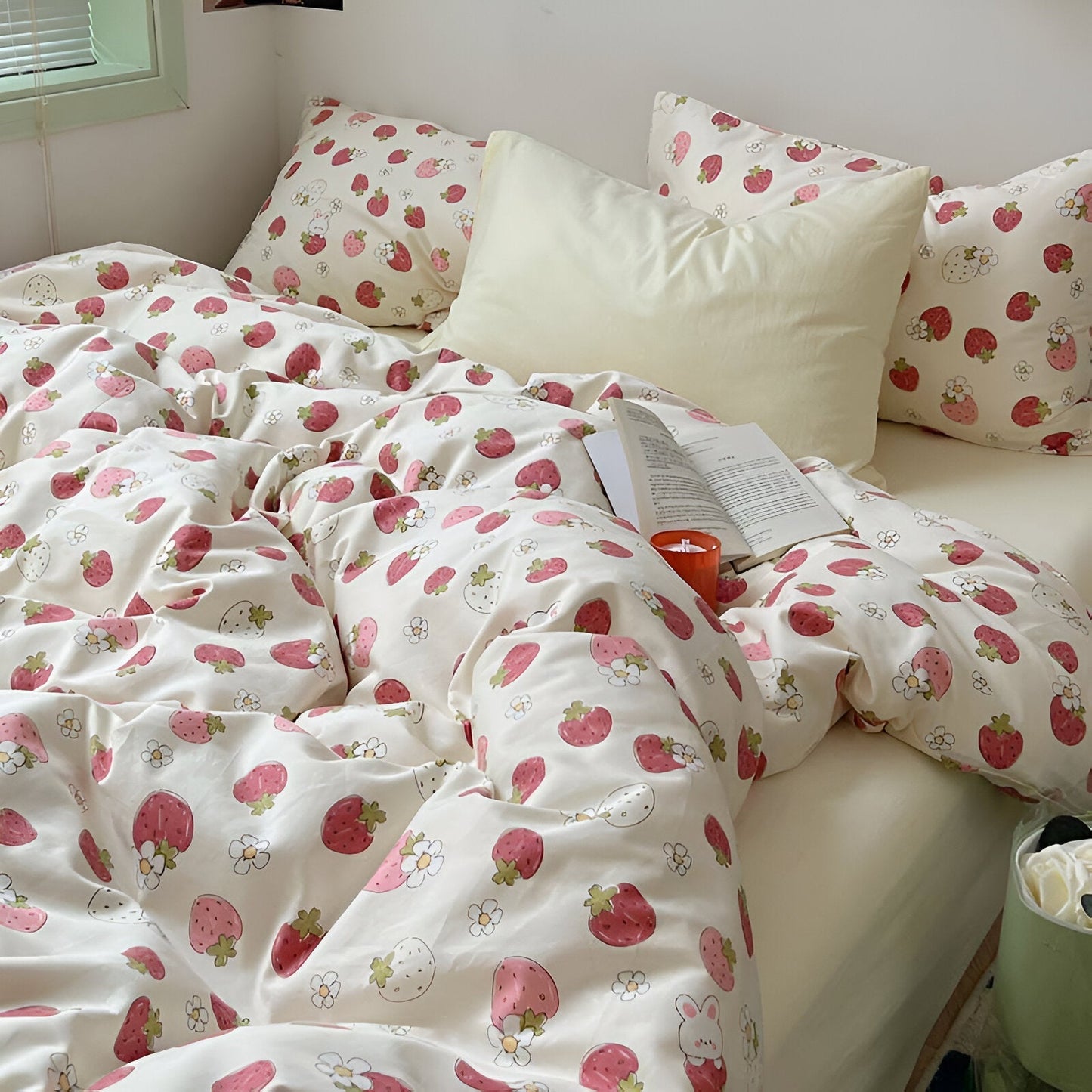 Strawberry Print Bedsheet Set-Luxandluxy