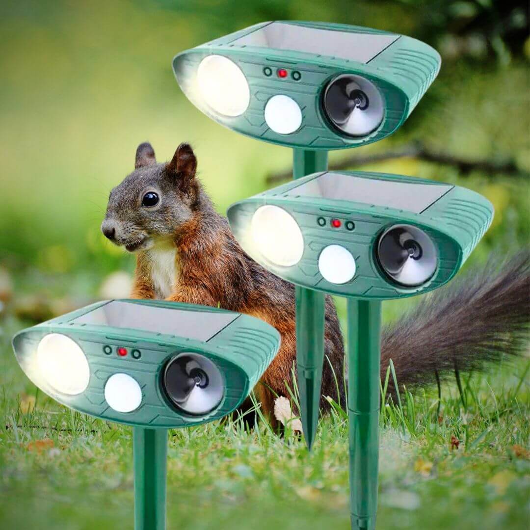 Ultrasonic Squirrel Repeller-Luxandluxy