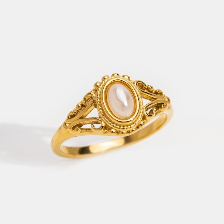 Vintage Royal Pearl Ring-Luxandluxy