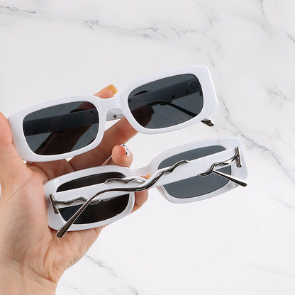 Wavy Metallic Sunglasses-Luxandluxy