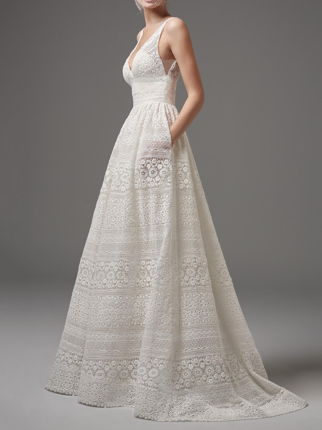 White Eyelet Lace V-Neck Wedding Dress-Luxandluxy